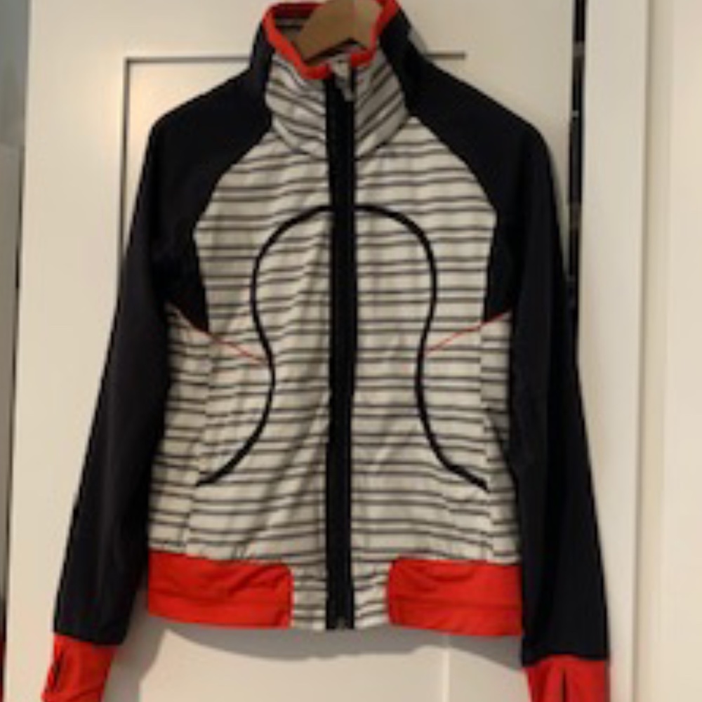 Lululemon Zip-up Short Lined Jacket: Size 4